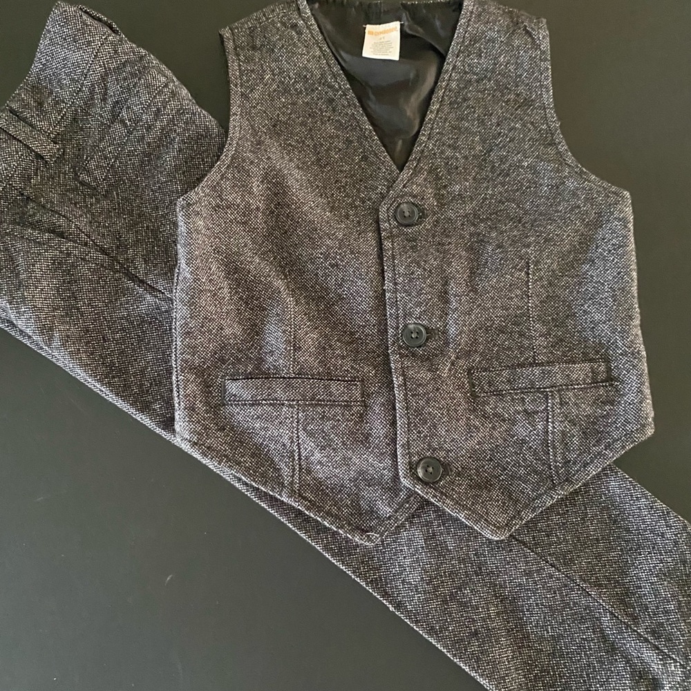 Gymboree Pant and vest set for toddler boy